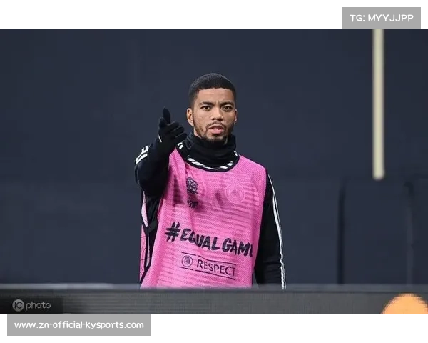 莱比锡后卫亨里希斯跟腱断裂，长期缺阵